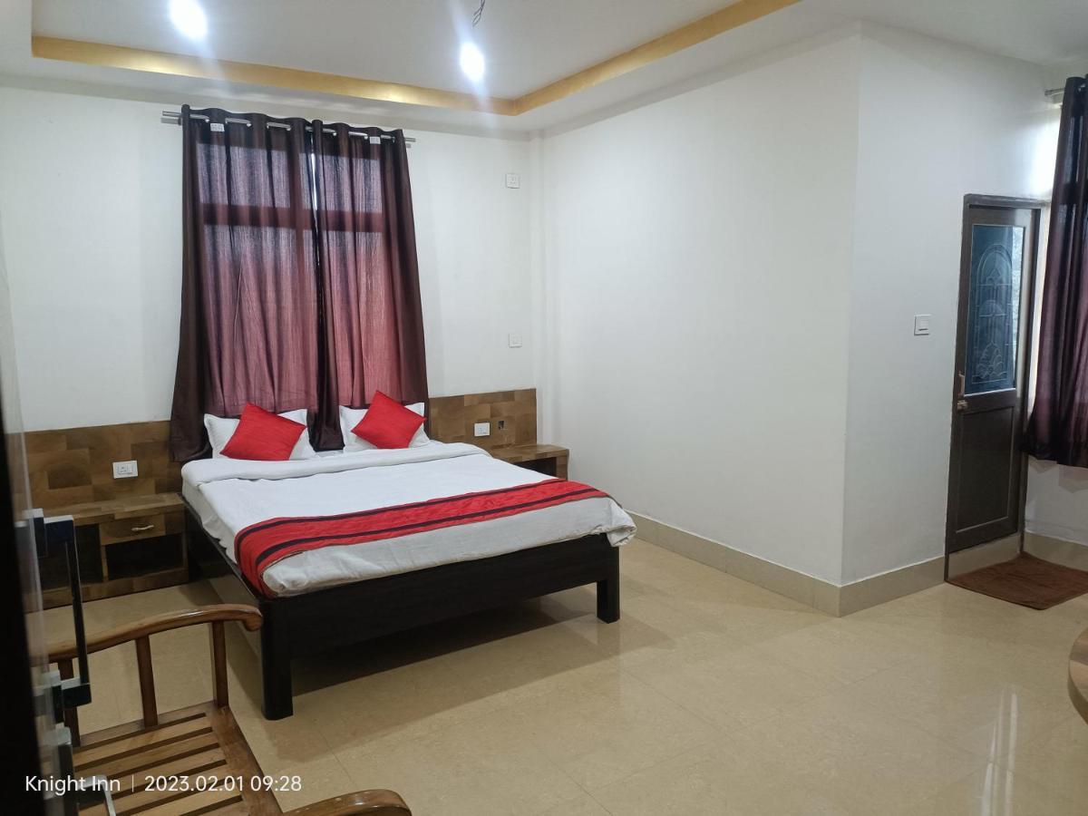 Hotel Knight Inn Airport グワーハーティー エクステリア 写真