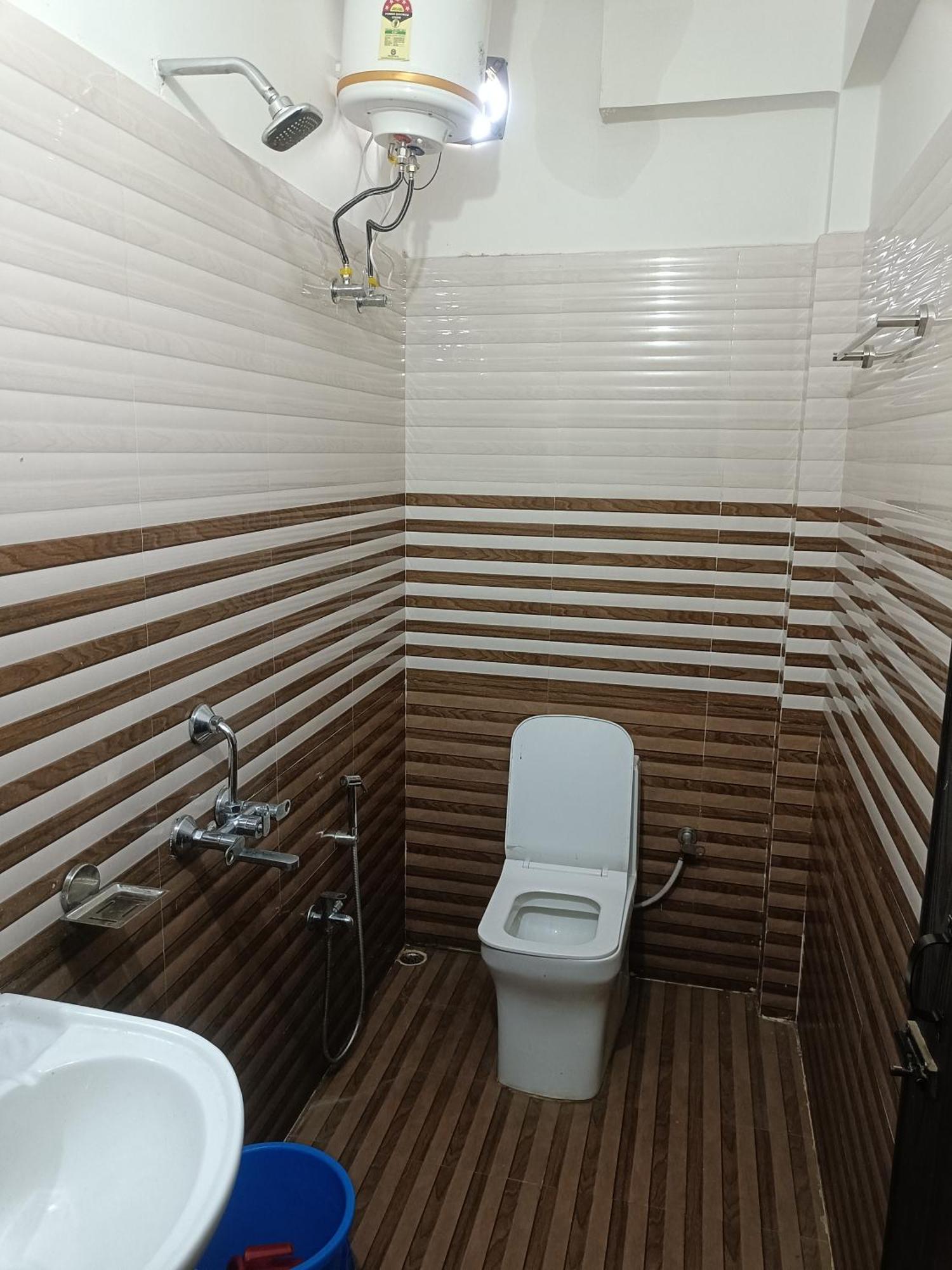 Hotel Knight Inn Airport グワーハーティー エクステリア 写真